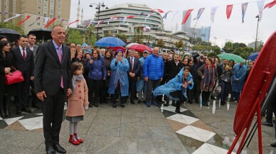 Başkan Battal İlgezdi mazbatasını aldı