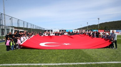 Beşiktaş Nevzat Demir Tesisleri’nde 23 Nisan coşkusu