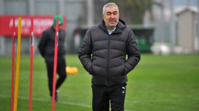 Bursaspor, Teknik Direktör Samet Aybaba ile yollarını ayırdı.