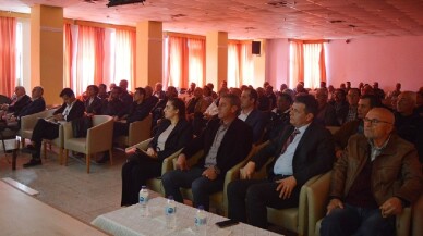 Erdek’te “Zeytin hastalıkları ve zararlıları” konulu seminer verildi