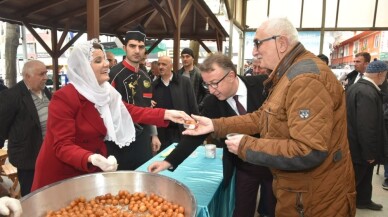 Hürriyet’ten vatandaşlara lokma ikramı