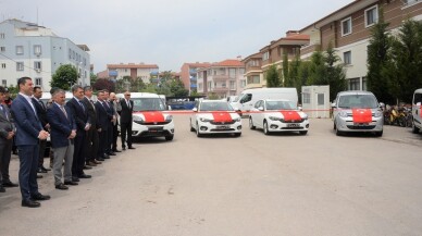 Balıkesir Polisi’ne 6 yeni hizmet aracı