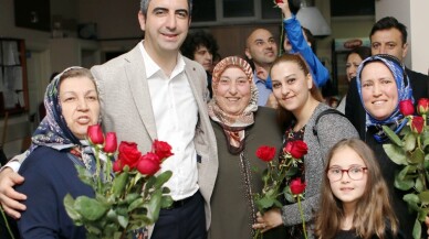 Başkan Gökhan Yüksel, katıldığı iftarda Anneler Günü’nü kutladı