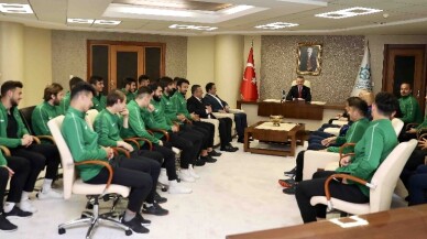 Belediye başkanından Kocaelispor’a şampiyonluk primi sözü