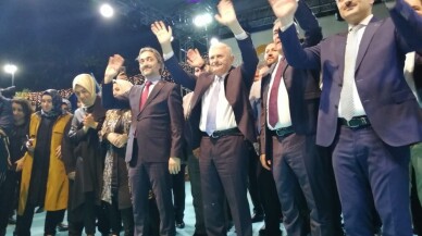 Binali Yıldırım, Sultangazi Seçmen Buluşmasına katıldı