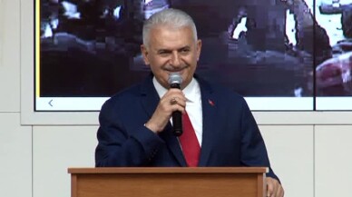 Binali Yıldırım, Ümraniye’de engelli seçmenler ve aileleriyle iftarda buluştu