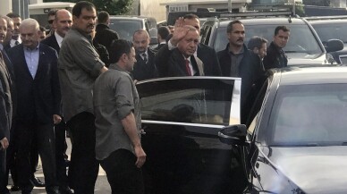 Cumhurbaşkanı Erdoğan, AK Parti İstanbul İl Başkanlığından ayrıldı