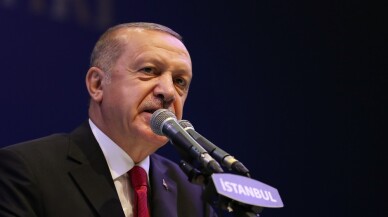 Erdoğan: “İstanbul halkının 212 bin diğer yandan 30 bin oyuna halel gelmesine göz mü yummalıydık?