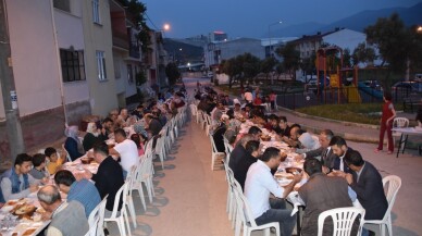 Eşref Dinçer mahallesinde iftar buluşması