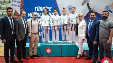 Gemlik Belediyesi Spor başarıdan başarıya koşuyor