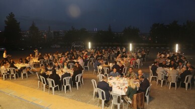 İhlas Koleji’nde iftar programı düzenlendi