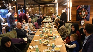 İnegöl’de şehit ve gazi aileleri iftarda buluştu