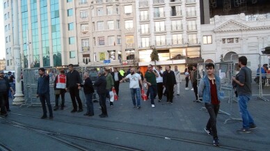 İstiklal Caddesi yaya trafiğine açıldı