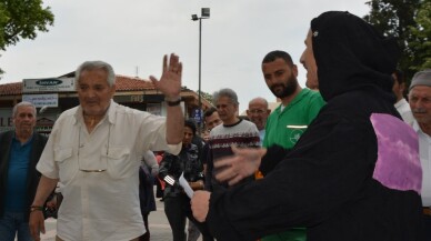 Kadınlara şiddeti karınca kostümüyle protesto eden tiyatrocu saldırıya uğradı