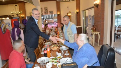 Karacabey’de şehit ve gazi aileleri iftarda buluştu