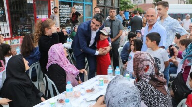 Kartal’da Ramazan sofraları, kardeşlik ve barışın buluşma noktası oldu