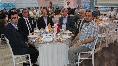 Metal işçileri iftarda buluştu