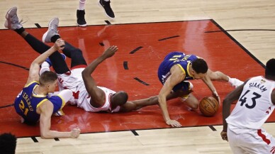 NBA final serisinde Toronto Raptors önde