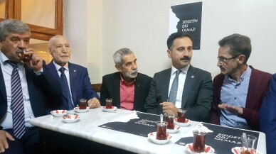 Sanatçılar ve psikologlar kahvehanelere indi, ‘Şiddetin dili olmaz’ dedi