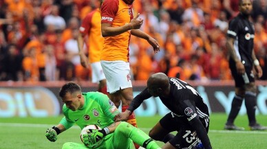 Spor Toto Süper Lig: Galatasaray: 1 - Beşiktaş: 0 (İlk yarı)