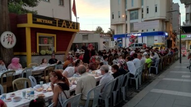 Taksiciler iftar sofrasında buluştu