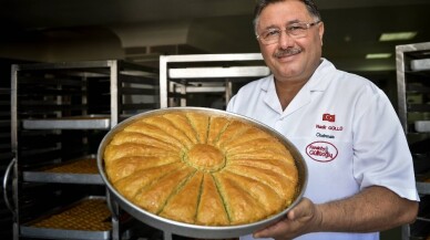 Ünlü Baklavacı Nadir Güllü’den bayramda baklava alacaklara uyarı