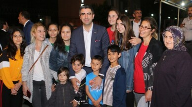 Yüzlerce Gümüşpınarlı, Kartal Belediyesi’nin iftar sofrasında buluştu