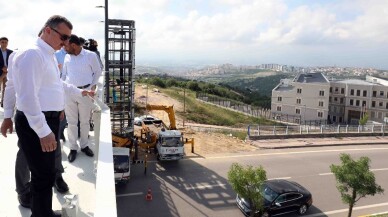 Büyükakın üst geçit çalışmasını yerinde incelede