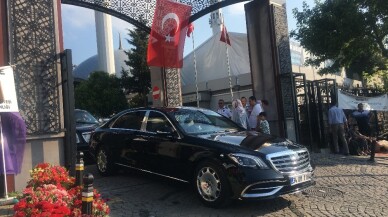 Cumhurbaşkanı Erdoğan, 15 Temmuz şehidi Erol Olçok’un mezarını ziyaret etti