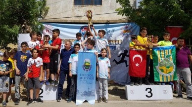 Her yarışmadan ödülle dönüyorlar