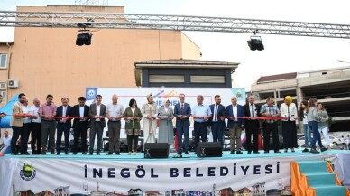 İnesmek kursiyerleri hünerlerini sergiledi