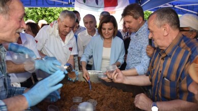 İzmit’te Helva şenliği coşkusu yaşandı