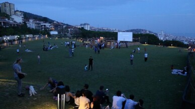 Kartal’ta nostaljik yazlık sinema günleri devam ediyor