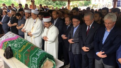 KARVAK Başkanı Yusuf Cevahir’in annesi Elmas Cevahir son yolculuğuna uğurlandı