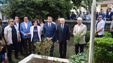 Kılıçdaroğlu ve İmamoğlu Hızır Bey’in kabrini ziyaret etti