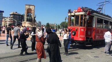 Taksim ve İstiklal’de bayram yoğunluğu