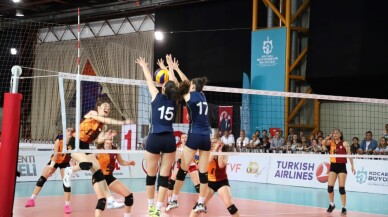 Yıldız Kızlar Voleybol derbisini Fenerbahçe kazandı