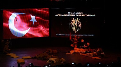 33. Altın Karagöz Halk Dansları yarışması tüm hızıyla sürüyor