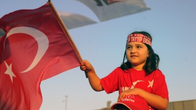 Cumhurbaşkanı Erdoğan: "Hiçbir darbe, darbe girişimi yapanların yanına kar kalmadı"