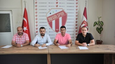 İnegölspor Cumhur Yılmaztürk ile anlaştı