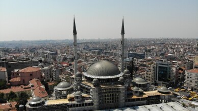 Taksim Camii’nde son durum havadan görüntülendi