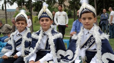 Üsküp’te sünnet şöleni