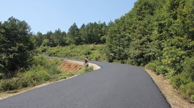 Akyazı’da iki mahalle yolu yenileniyor