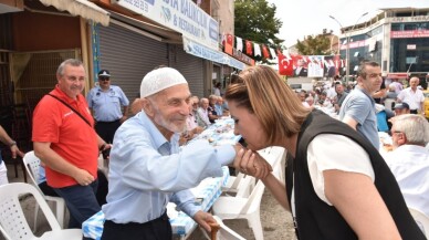 Başkan Hürriyet, Bekirderelilerle bir araya geldi