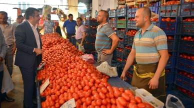 Başkan Yılmaz’dan pazar ziyareti