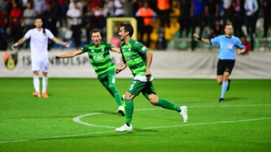 Bursaspor taraftarının karşısına çıkıyor