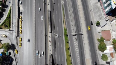 İstanbul’da boş kalan yollar havadan görüntülendi