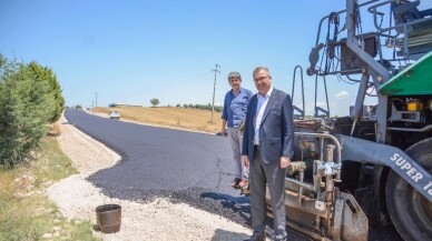 Karacabey’de asfalt çalışmalarına devam