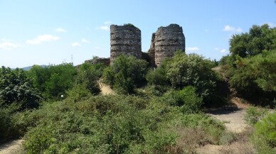 (Özel) Bayram tatilinde İstanbulluların akın ettiği Anadolu Kavağı’na havadan görüntülendi