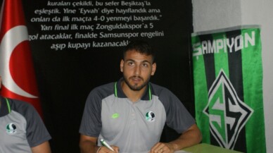 Sakaryaspor’da yeni transferlere imza töreni yapıldı